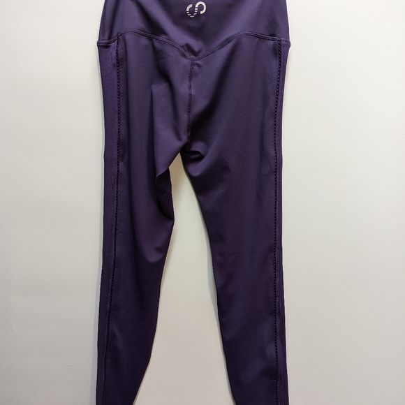 Curves n combat boots empowered leggings size medium - Picture 3 of 5